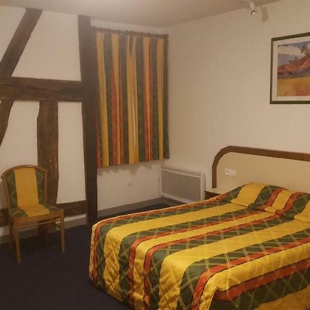 Hotel Le Cheval Rouge Louhans Esterno foto