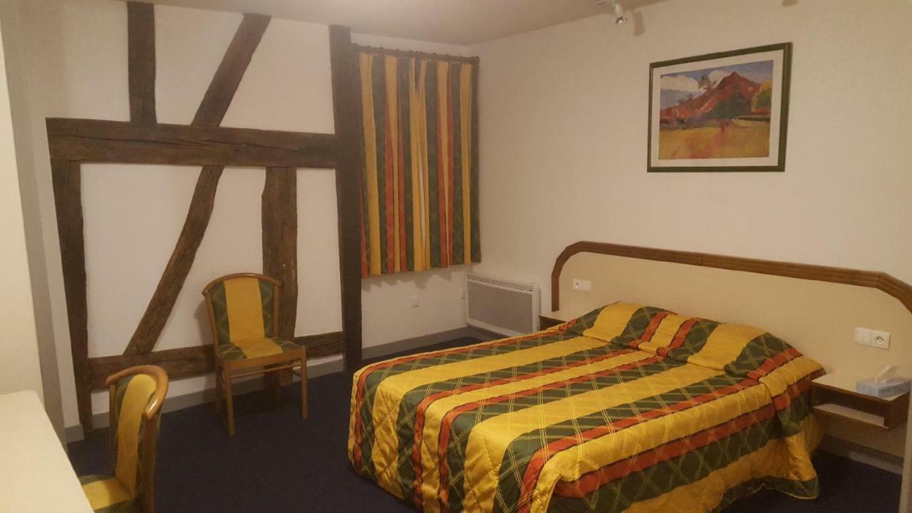 Hotel Le Cheval Rouge Louhans Esterno foto